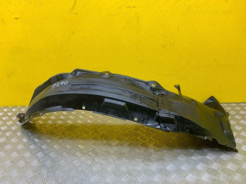 Защита арок передняя правая (подкрылок) Toyota Sequoia Ii 2008 - 2022 2008 538070C010 5.7 I 3URFE