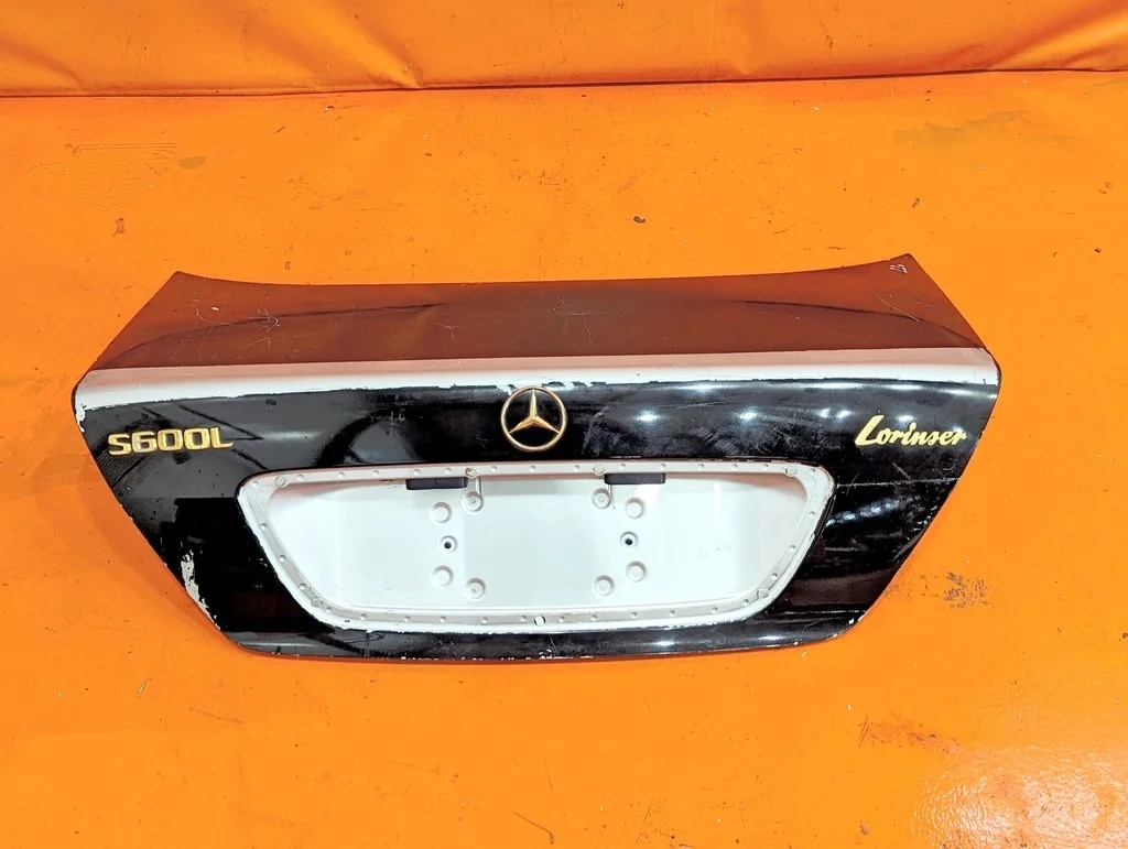 Крышка багажника Mercedes-Benz