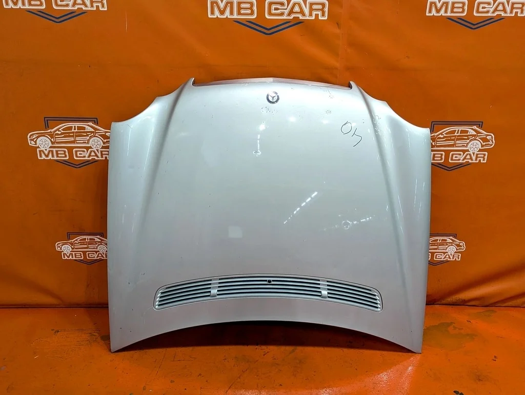 Капот Mercedes-Benz