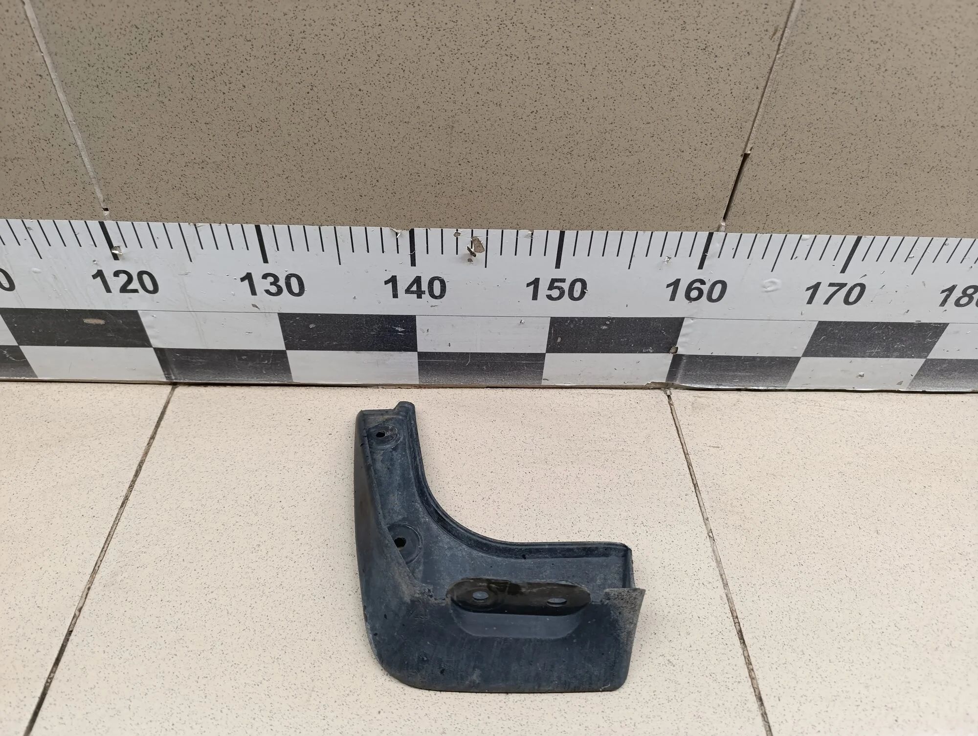 Брызговик задний левый Solaris 2010-2017