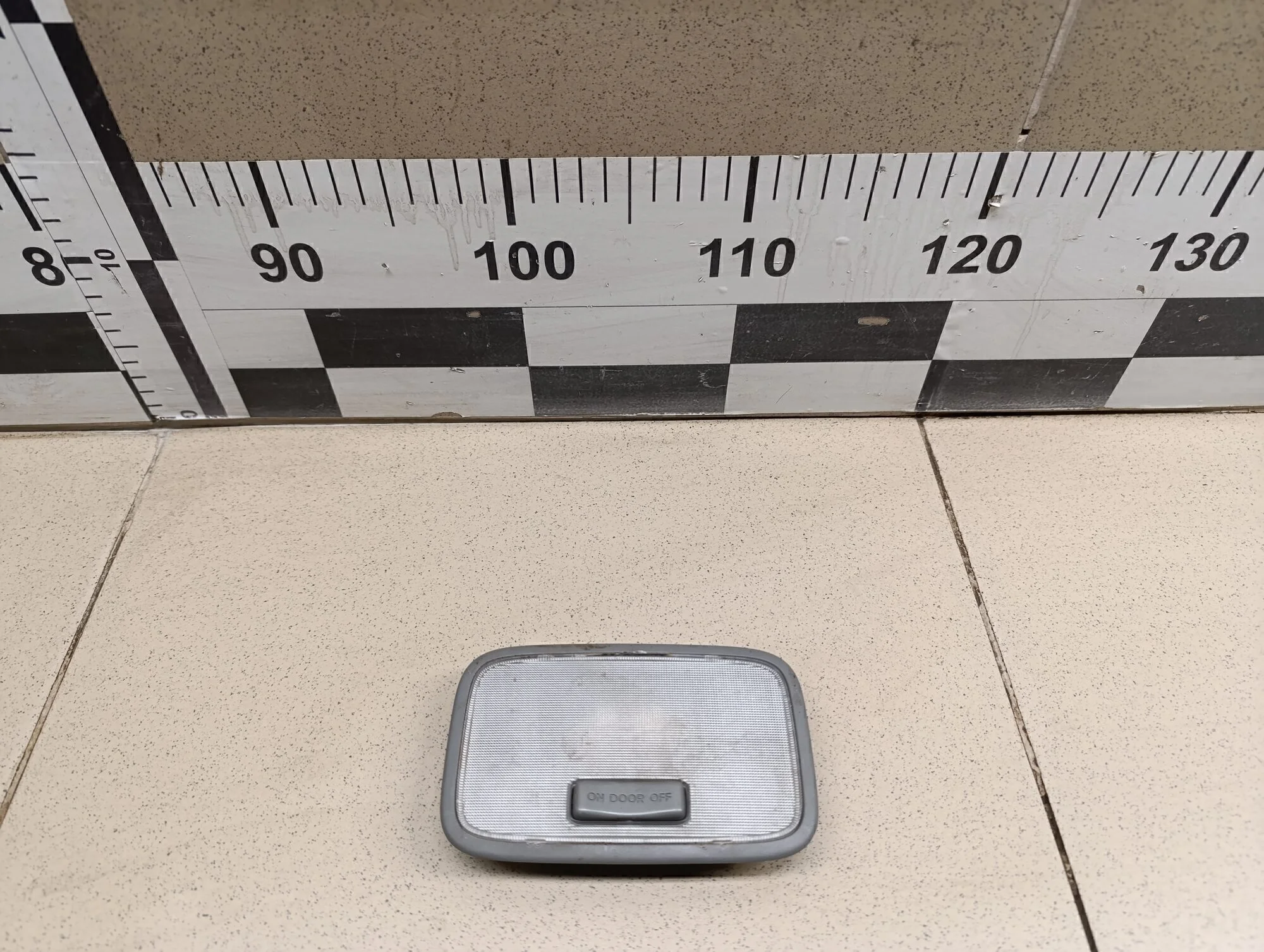 Плафон салонный Solaris 2010-2017