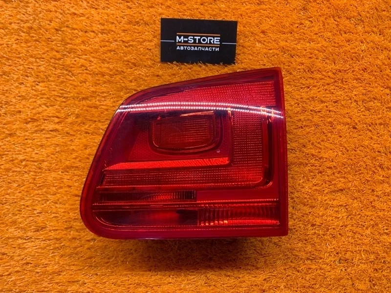 Фонарь крышки багажника Volkswagen Tiguan 2012 5N0945094H 5N CCZD, правый