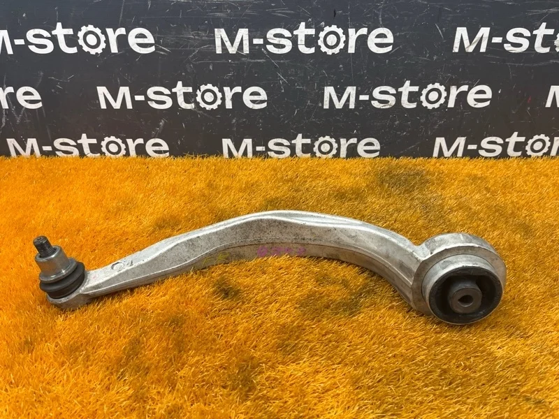 Рычаг подвески нижний Audi Q5 2010 8K0407696F 8R CDN, передний правый