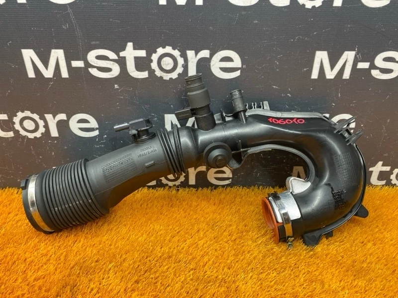 Патрубок воздушного фильтра Mercedes-Benz Gla-Class 2014 A2700901029 X156 270.920