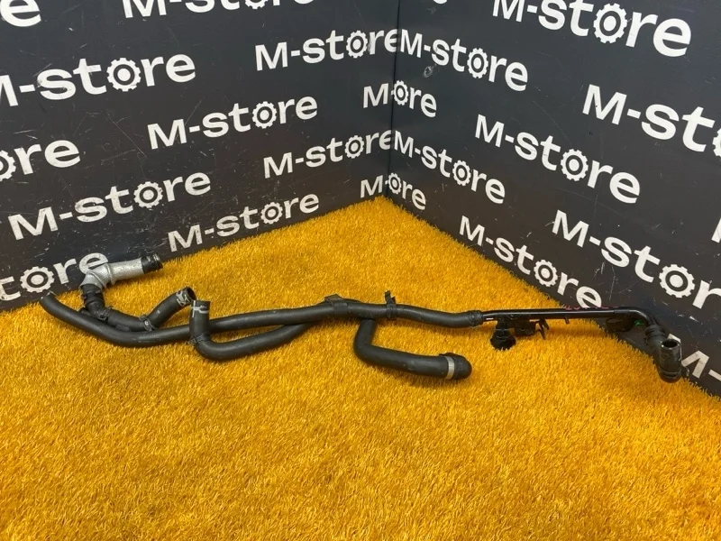 Патрубок системы охлаждения Volkswagen Touareg 2007 7L0121156E 7L BHK