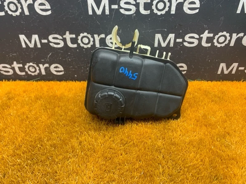 Бачок расширительный Mercedes-Benz C-Class 2001 A2035000049 W203 111.955