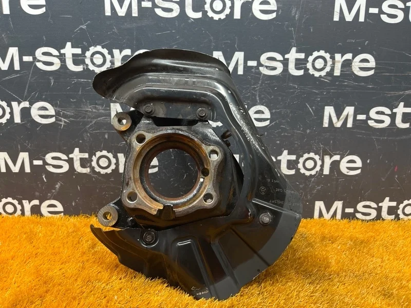 Кулак поворотный Bmw X3 2013 31216855954 F25 N55B30A, передний правый