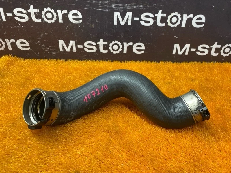 Патрубок интеркулера Mercedes-Benz E-Class 2010 A2045282982 W212 642.850