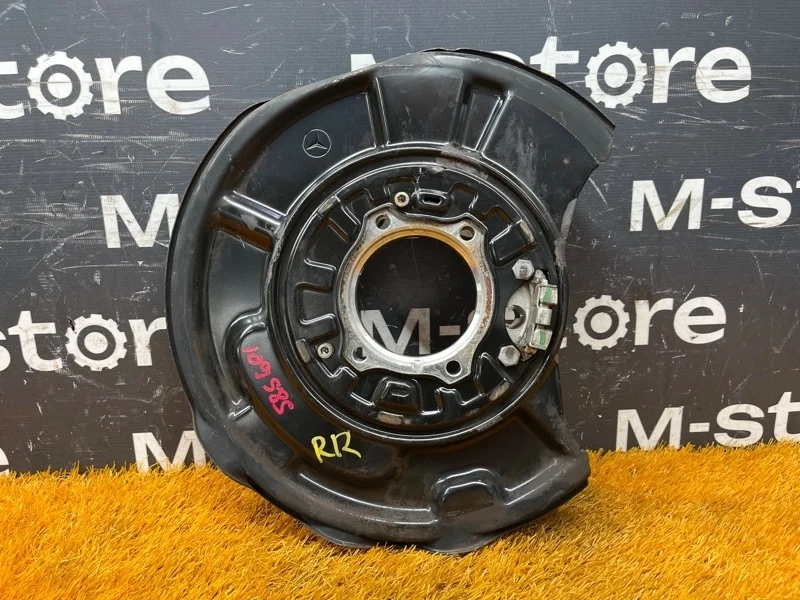 Кулак поворотный Mercedes-Benz E-Class 2005 A2113508408 W211 272.943, задний правый