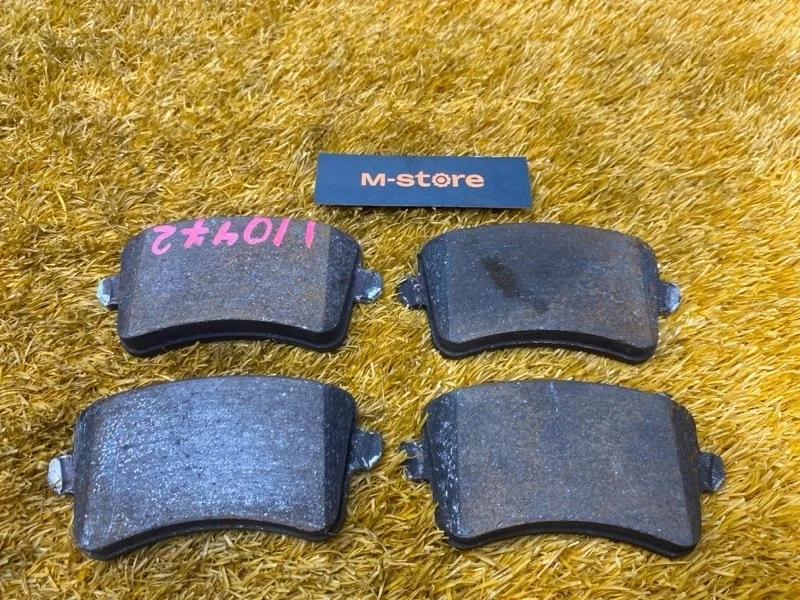 Колодки тормозные Audi A5 2010 8K0698451A 8T CDN, задние