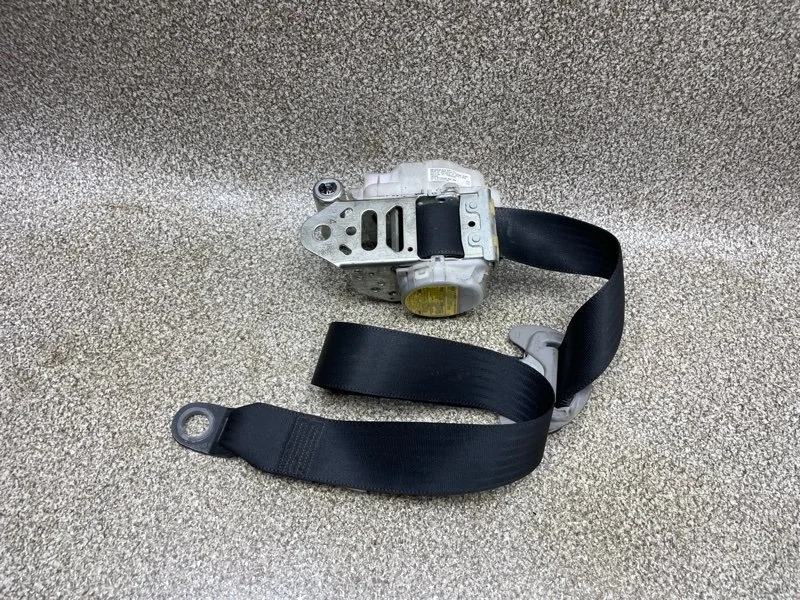 Ремень безопасности Toyota Rav4 2011 7321042330B2 30 2.0 3ZR AT, передний правый