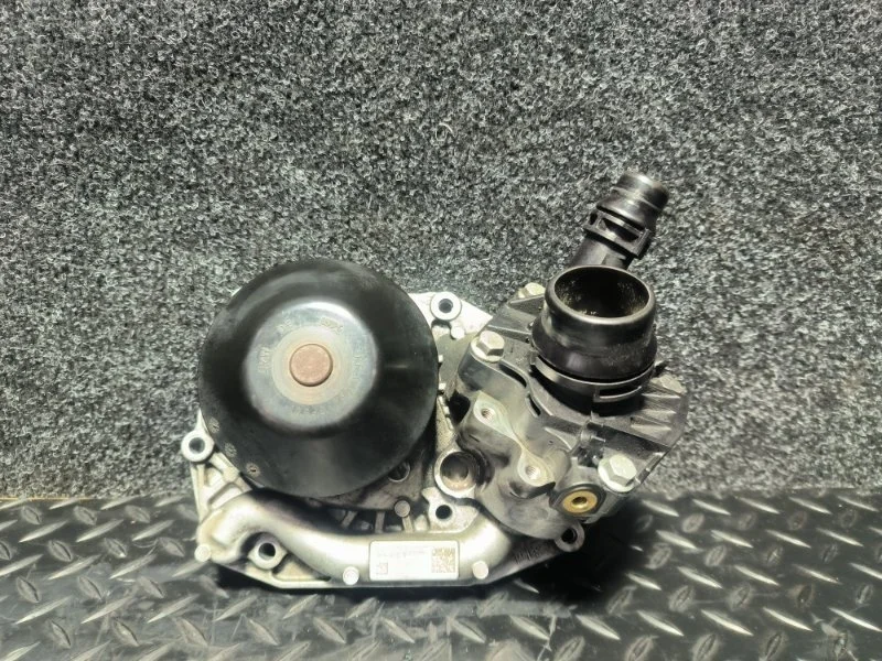 Помпа Bmw X3 2015 11518514458 F25 B47C20A
