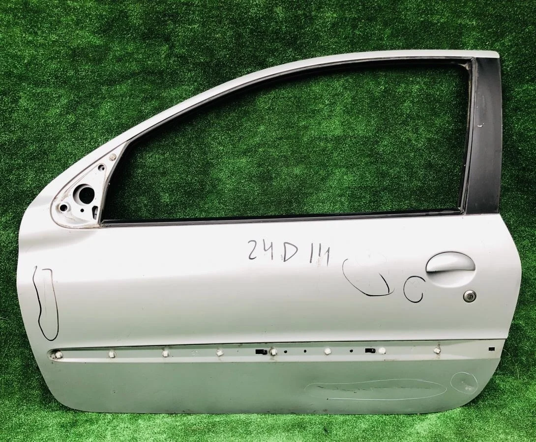 Дверь передняя левая