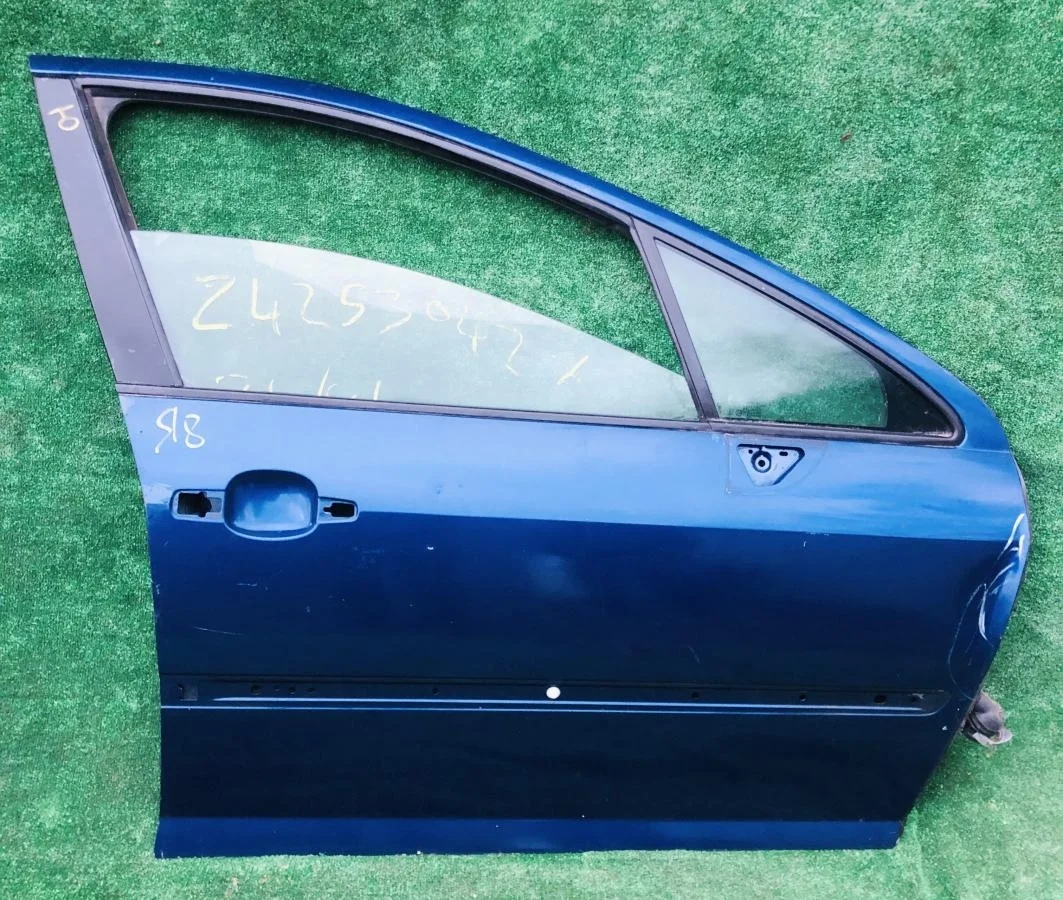Дверь передняя правая