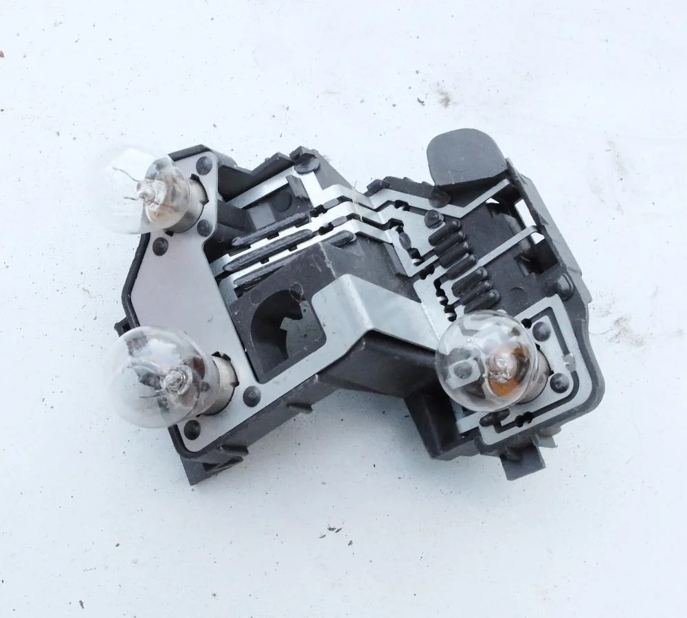 Панель (плата) фонаря заднего левого