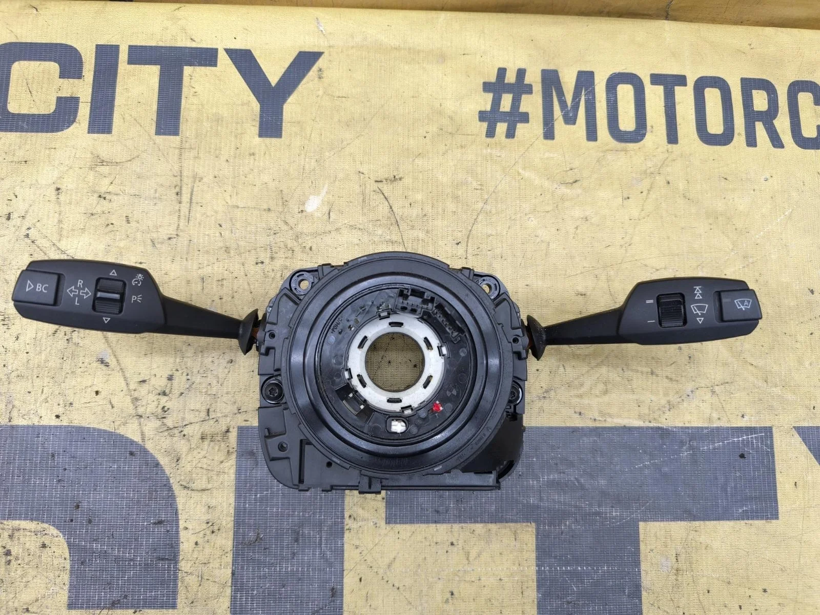 Переключатель подрулевой BMW 323i 2006 E90