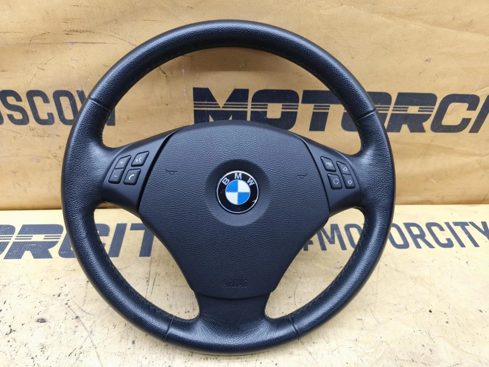 Руль BMW 323i 2007 E90