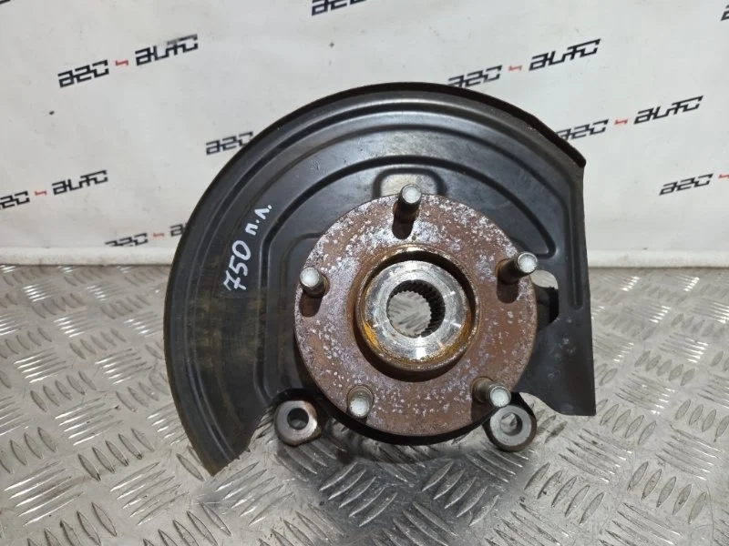 Кулак поворотный Nissan Juke 2012 400151KA1A 1.6, передний левый