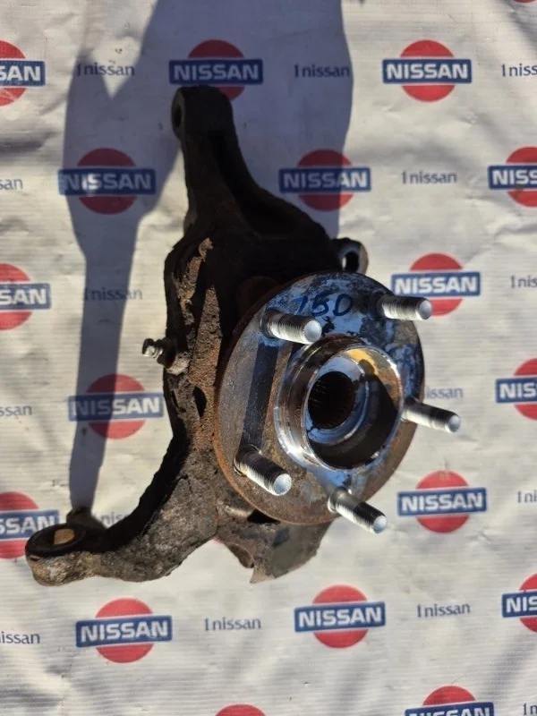 Кулак поворотный Nissan Murano 2008 40014CN000 Z50 VQ35DE, передний правый
