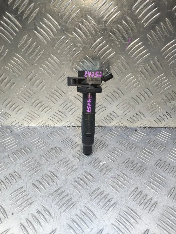 Катушка зажигания Toyota Camry 9091902243 ACV30 2AZ-FE