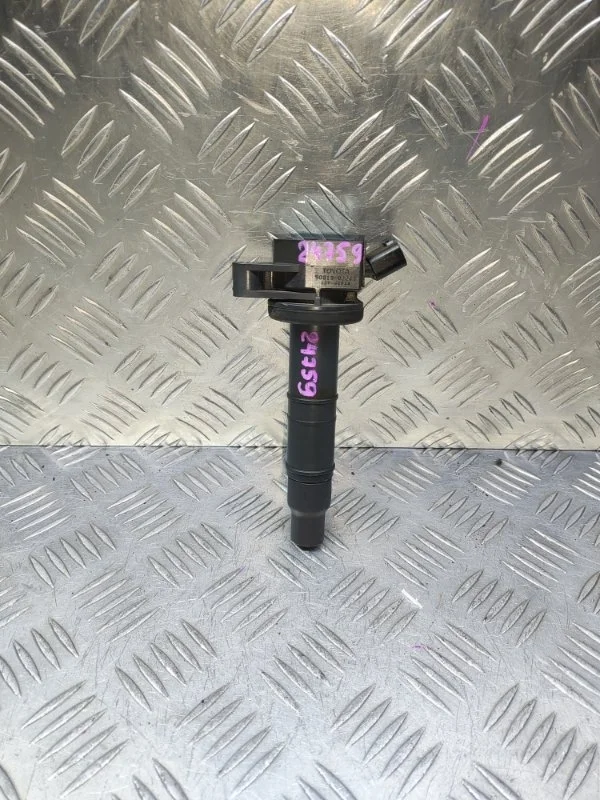 Катушка зажигания Toyota Camry 9091902243 ACV30 2AZ-FE