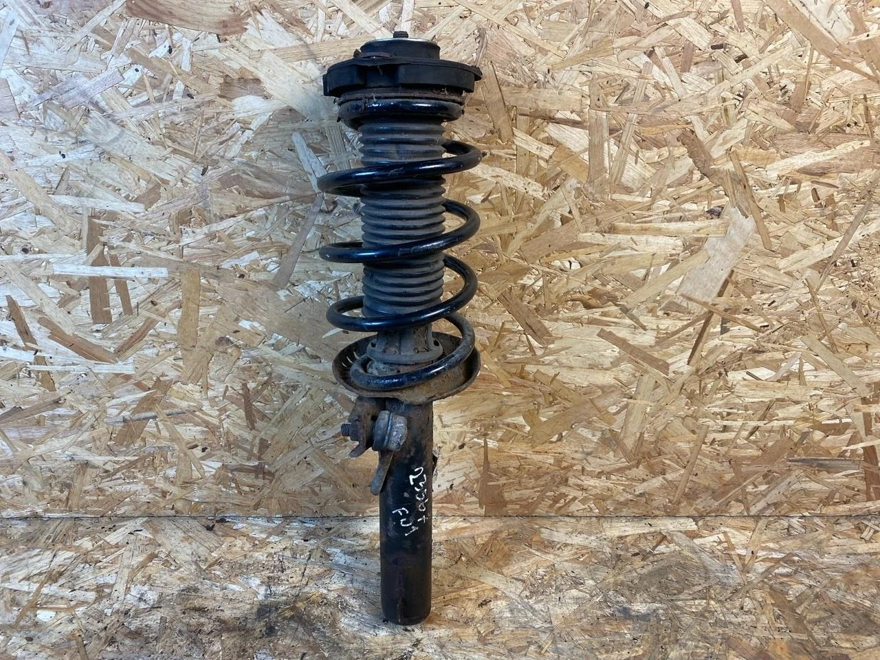 Амортизатор Volkswagen Tiguan Nf 2006-2011 5N0412021BE 2.0 CFF, передний