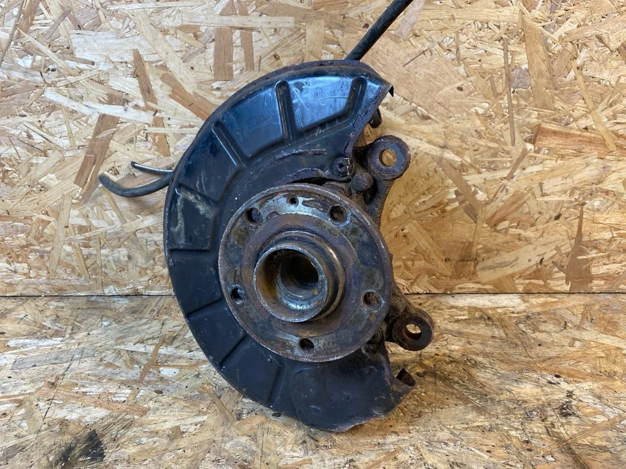 Поворотный кулак Volkswagen Tiguan Nf 2006-2011 1K0407256AA 2.0 CFF, передний правый