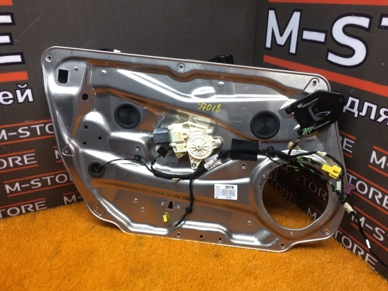 Стеклоподъемник Mercedes-Benz C-Class 2008 A2127201579 W204 271.950, передний левый