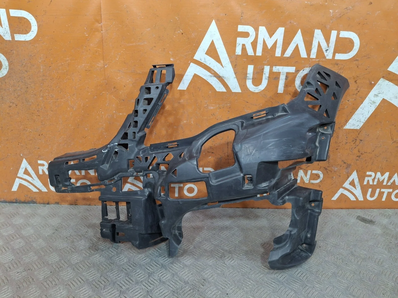 Кронштейн бампера Mercedes GLK-Class 2012-2015 X204