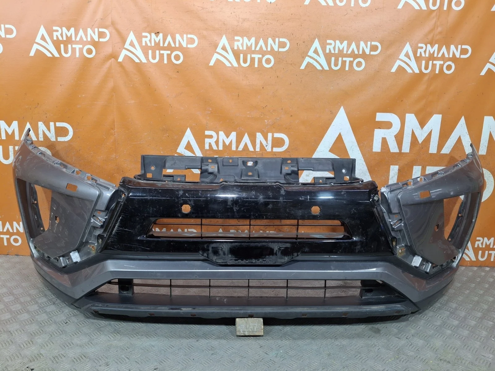 Бампер Mitsubishi Eclipse Cross 2017-2020