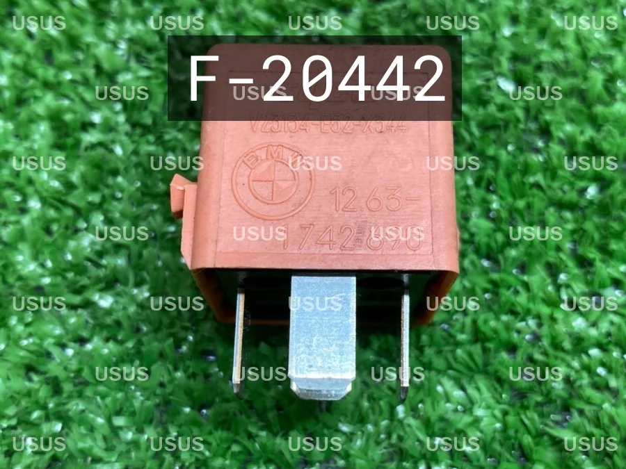 Реле 1742690 Land Rover Range E39 Е39 E38 Е38 E53 Е53 E65 Е65 E66 Е66 E60 Е60 E85 Е85 E46 Е46 L322 Л322 E88 Е88 E87 Е87 E82 Е82 E81 Е81 E61 Е61
