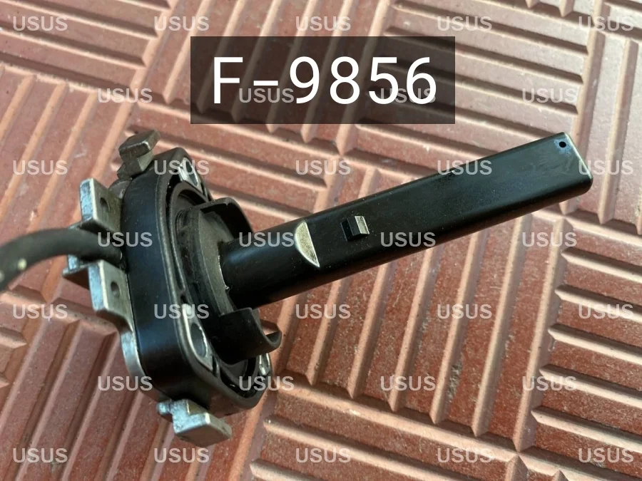 Датчик уровня масла M60 M62 M73 BMW БМВ E39 Е39 E38 Е38