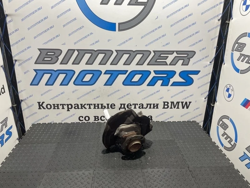 Кулак поворотный Bmw 316 31216792288 F30 N13B16, передний правый