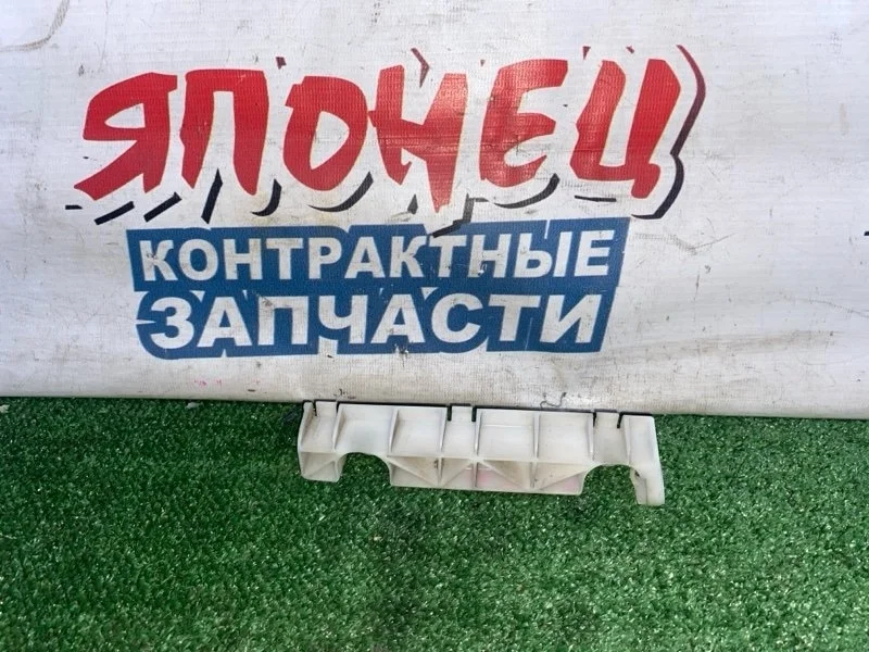 Крепление бампера Mitsubishi Outlander 6410A065 CW5W 4B12, заднее левое