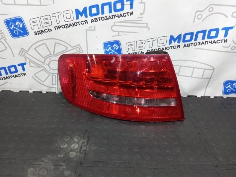 Фонарь задний левый Audi A4 8K9945095B 8K5 CDNC