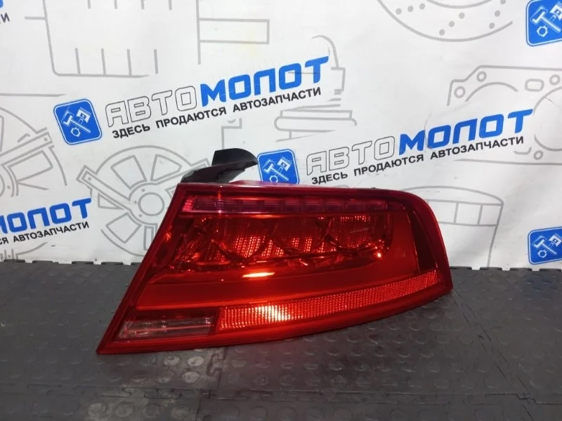 Фонарь задний правый Audi A7 4G8945096 4G CGW