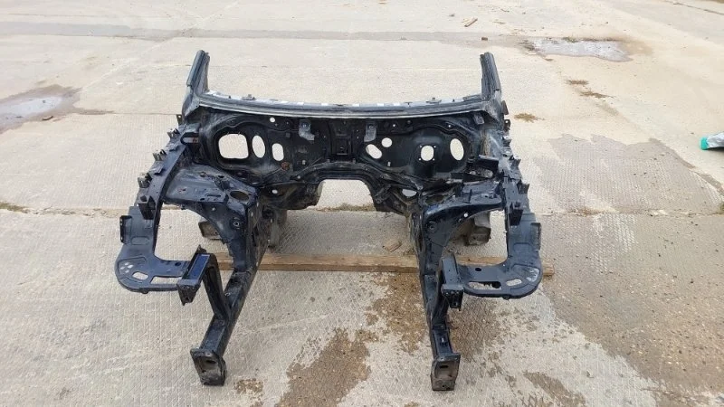 Кузов передняя часть Volkswagen Touareg 2014 NF