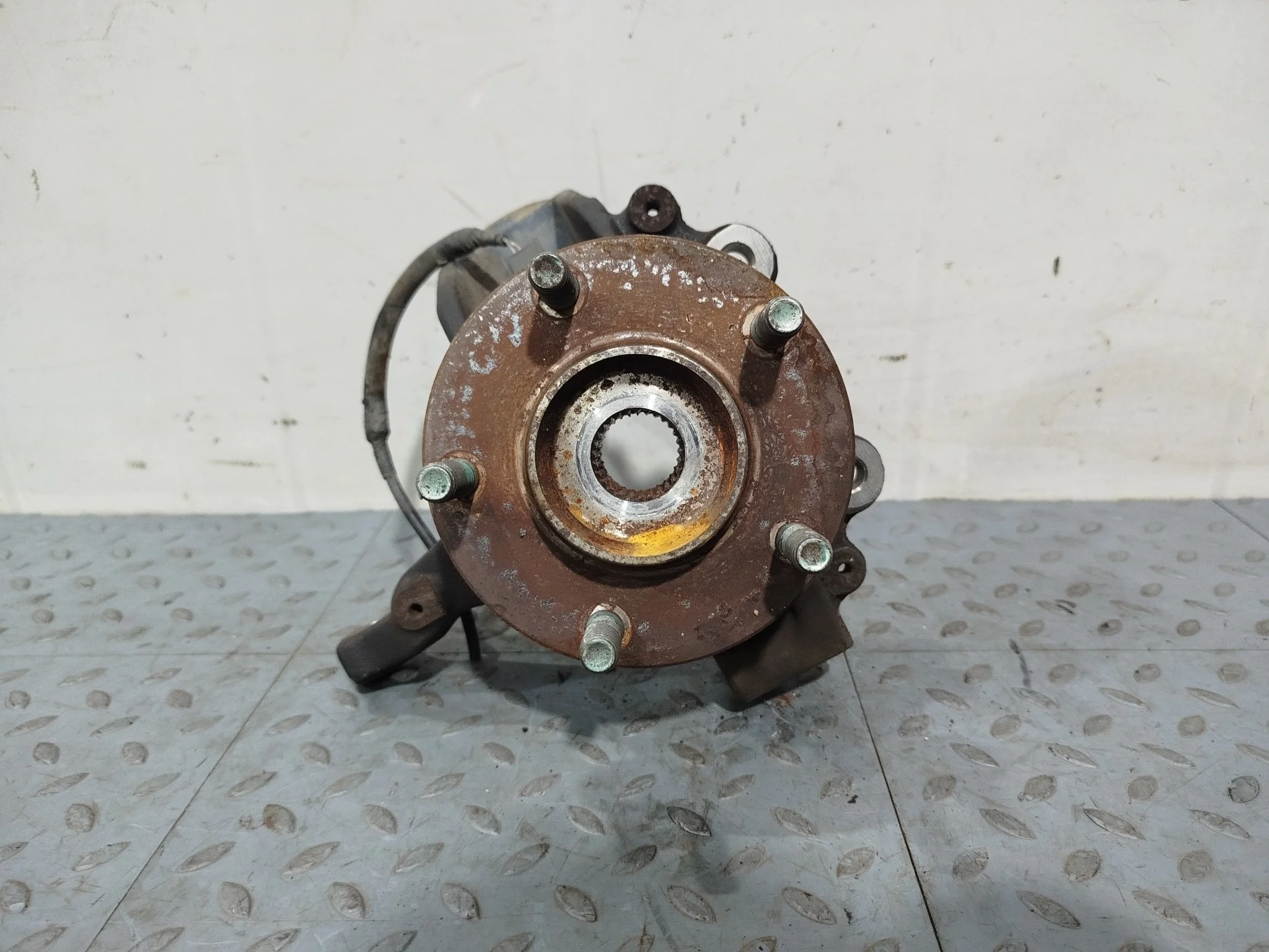 СТУПИЦА MAZDA AXELA MAZDA3 BL BL3FW BL5FP BL5FW BL6FJ BLEAP BLEAW BLEFP BLEFW BLFFP BLFFW ПЕРЕДНЯЯ ПРАВАЯ ABS 2WD 4WD C23633060A