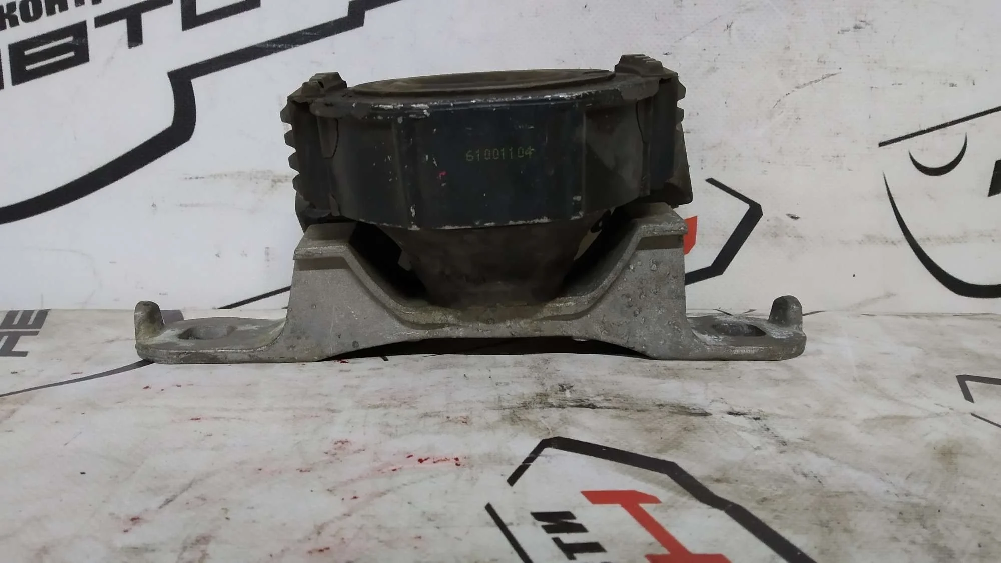 ПОДУШКА Двигатель VOLVO C30 C70 S40 V40 V50 MC MK MS MV MW ... B5244S5 B5244S7 B5254T12 B5254T14 B5254T3 B5254T7 D5244T8 D5244T9 2WD 4WD ПЕРЕДНЯЯ ПРАВАЯ 31262676