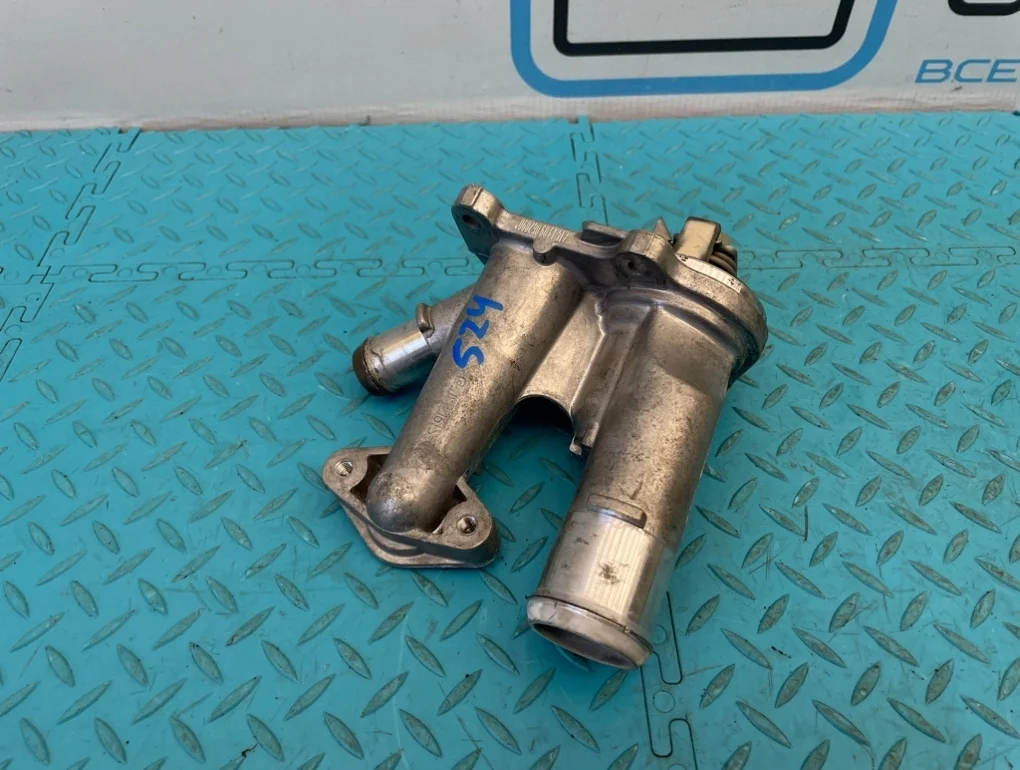 Термостат Volvo V40 2013 31359806 MV B4164T 1.6