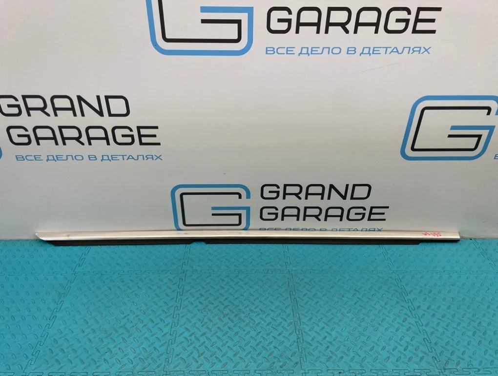 Молдинг стекла Mercedes-Benz Ml-Class 2012 A1667356500 W166 642.826 3.0, задний левый