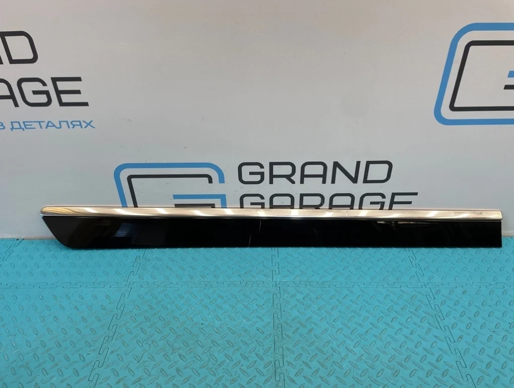 Молдинг двери Mercedes-Benz Gl-Class 2011 A1646902862 X164 642.820 3.0, задний правый