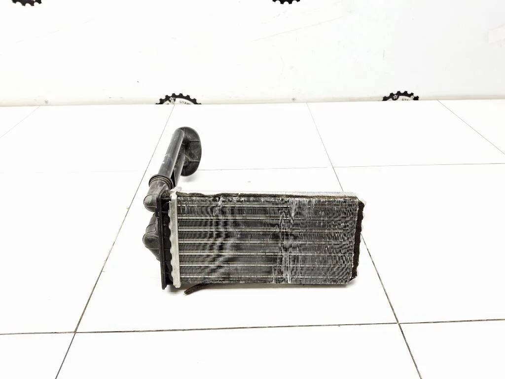 Радиатор отопителя Peugeot 307