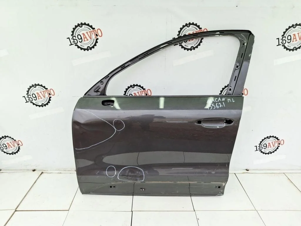 Дверь передняя левая Porsche Macan 95B