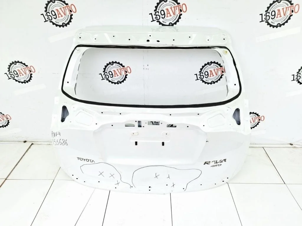 Дверь багажника Toyota RAV4 A40