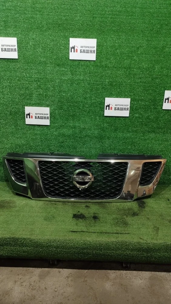 Решетка радиатора Nissan Patrol 2011 623101LL1B Y62 VK56VD
