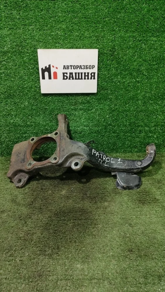 Кулак поворотный Nissan Patrol 2011 400151LB0A Y62 VK56VD, передний левый