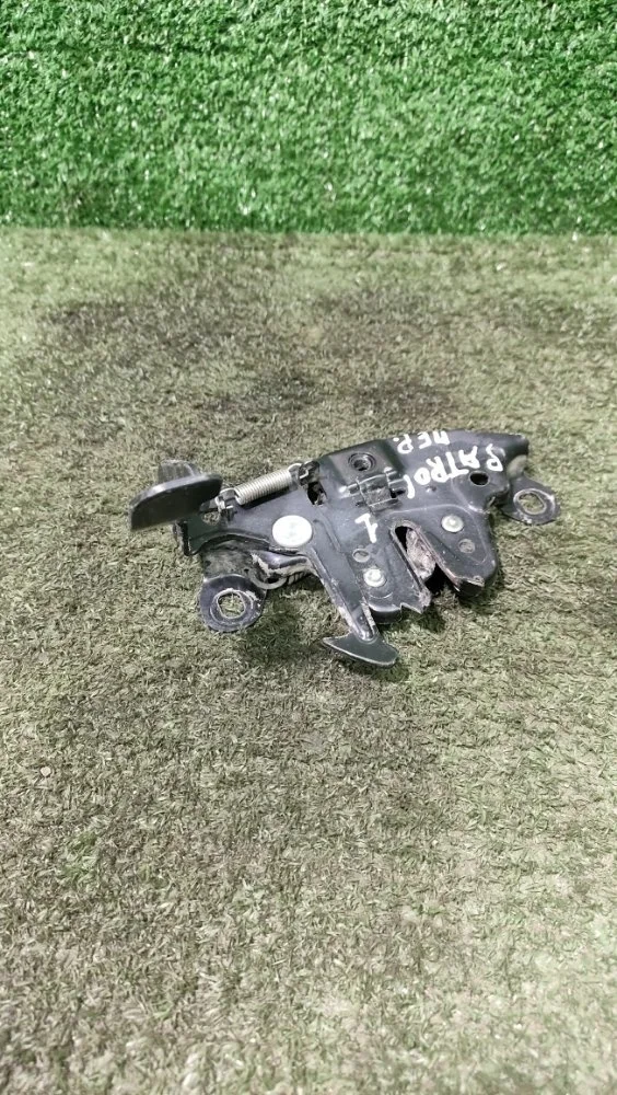 Замок капота Nissan Patrol 2011 656011LB0A Y62 VK56VD