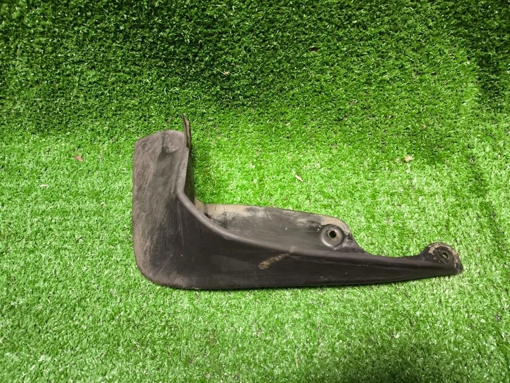 Б.у. брызговик TOYOTA CAMRY V50 ASV50 TOYOTA CAMRY V50 ASV50