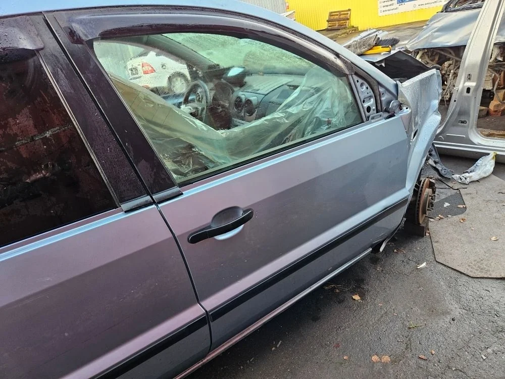 Дверь передняя правая на Ford Fusion дорест